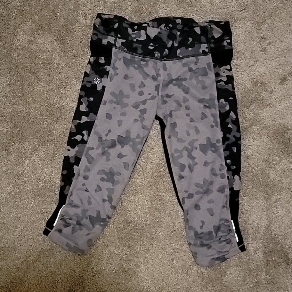 Athleta capris M